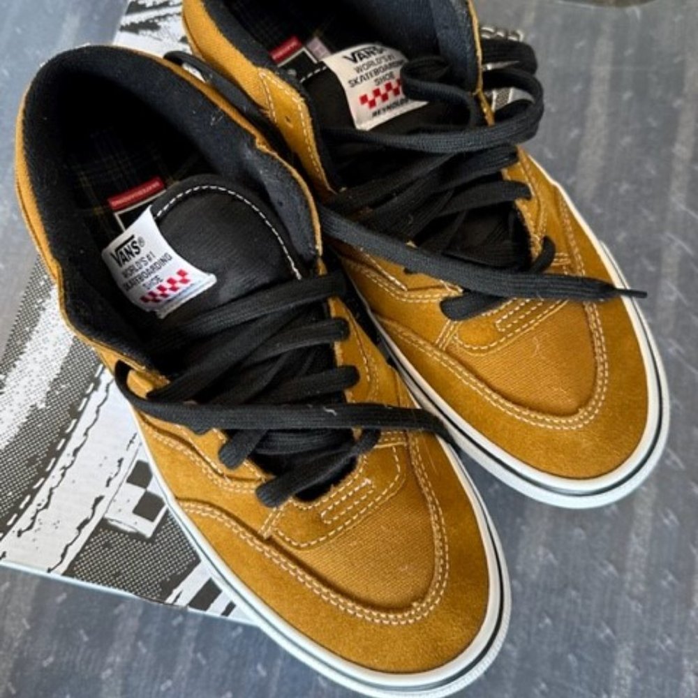 New Vans Half Cab Skate Andrew Reynolds Mid Brown Sneakers MEN 9